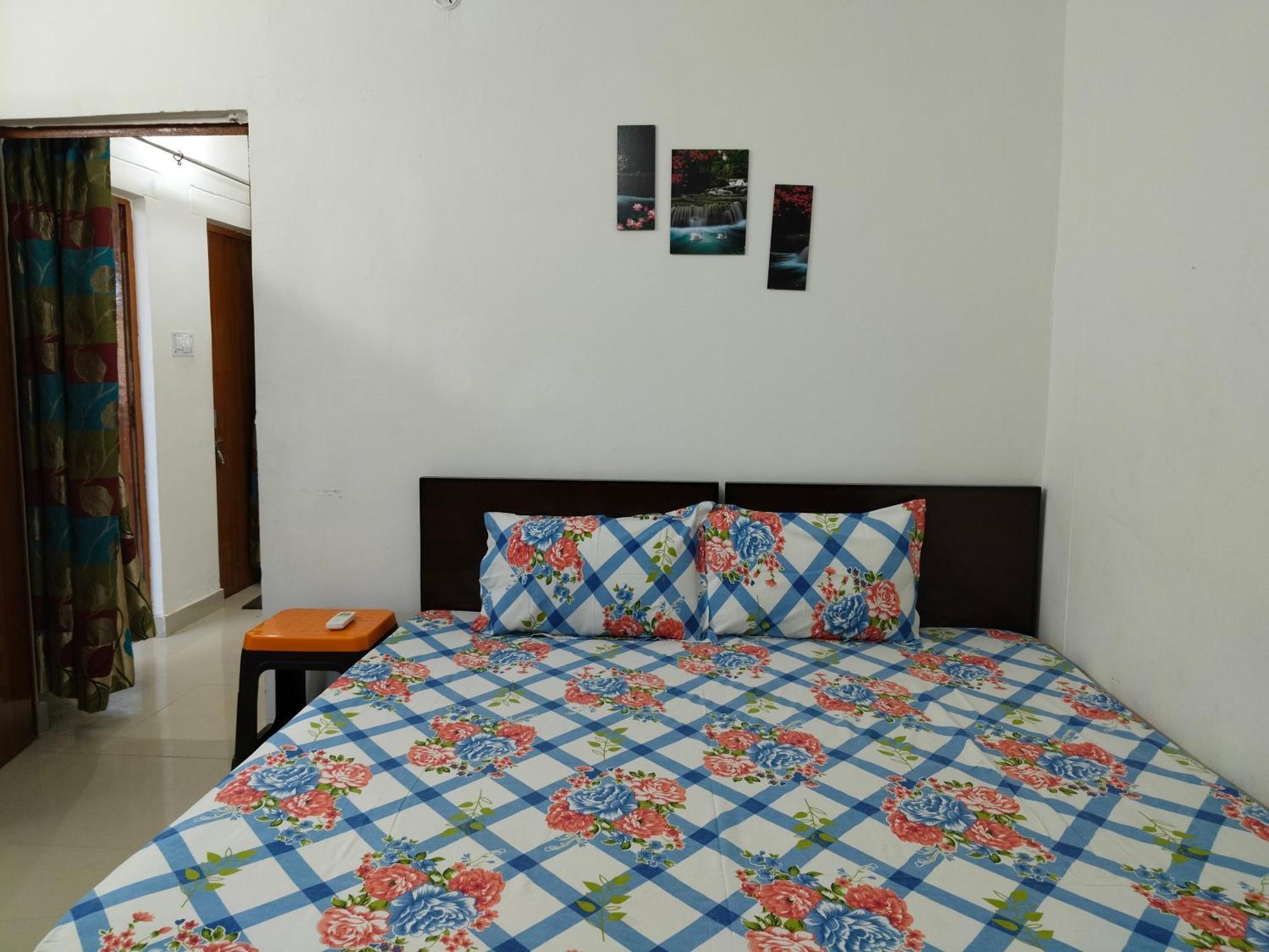 Sharda Homestay Ayodhya المظهر الخارجي الصورة