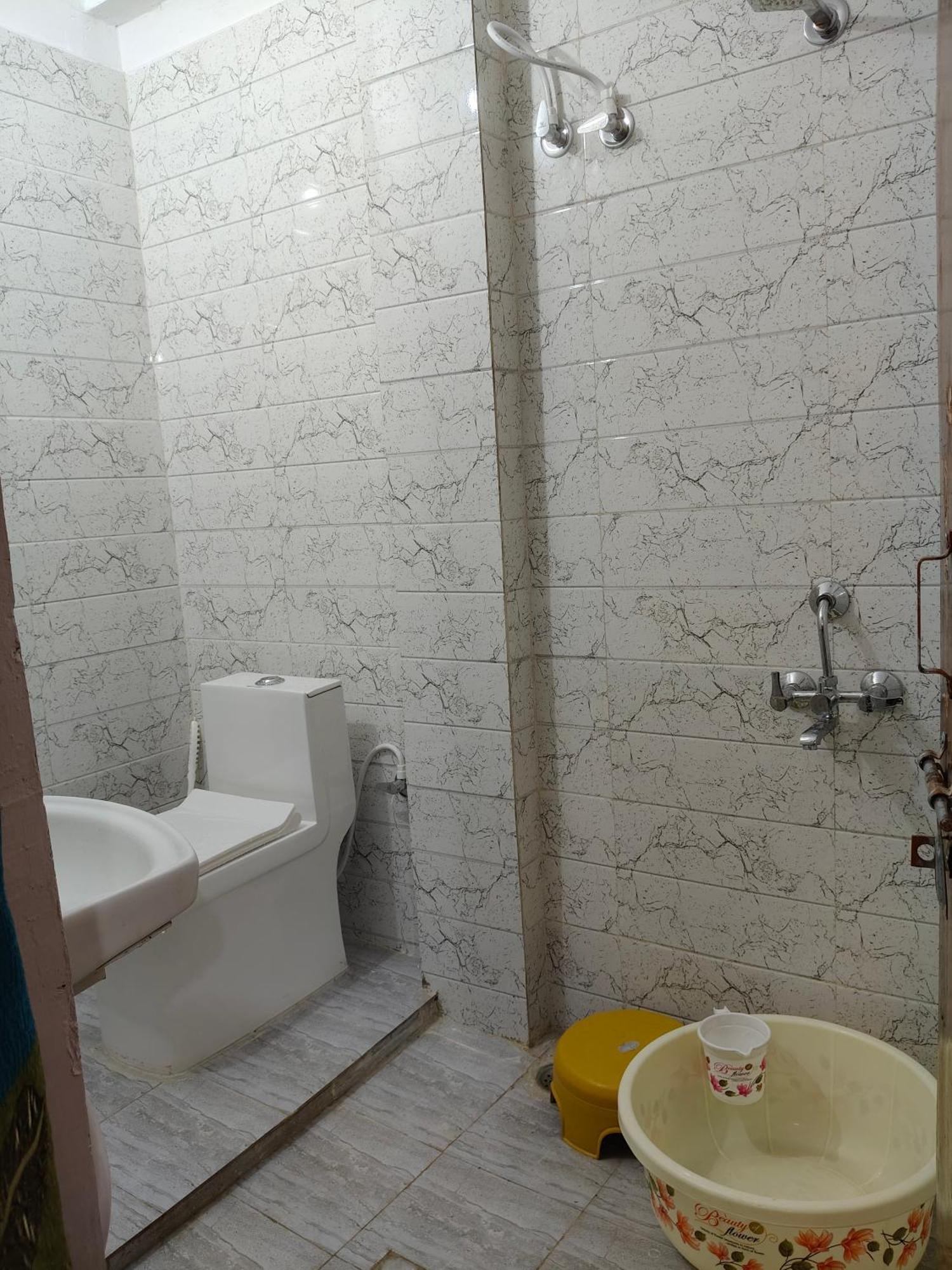 Sharda Homestay Ayodhya المظهر الخارجي الصورة